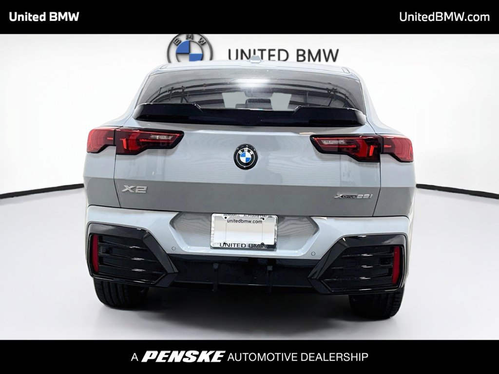 New 2027 BMW X2 xDrive28i w/ Technology Package AWD/4WD image 6