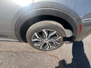 Used 2025 Toyota Crown XLE image 11