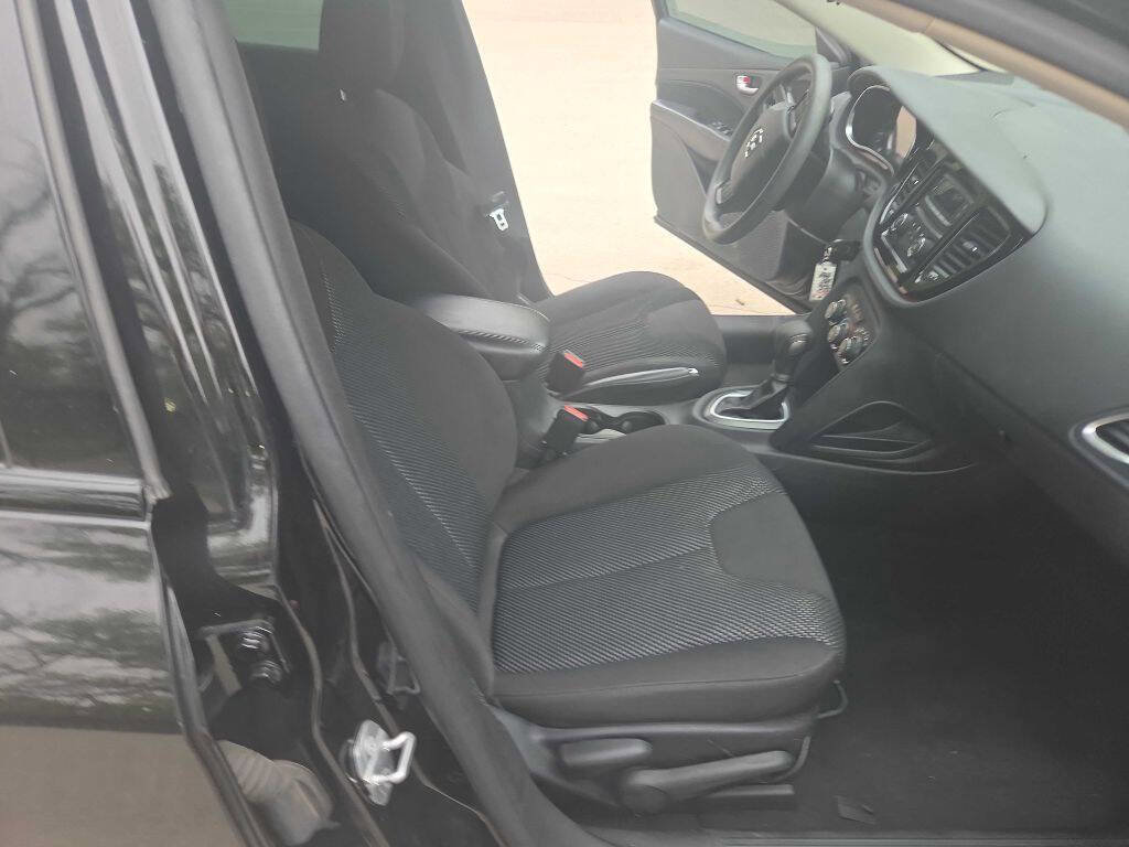 Used 2015 Dodge Dart SE w/ Convenience Group image 21