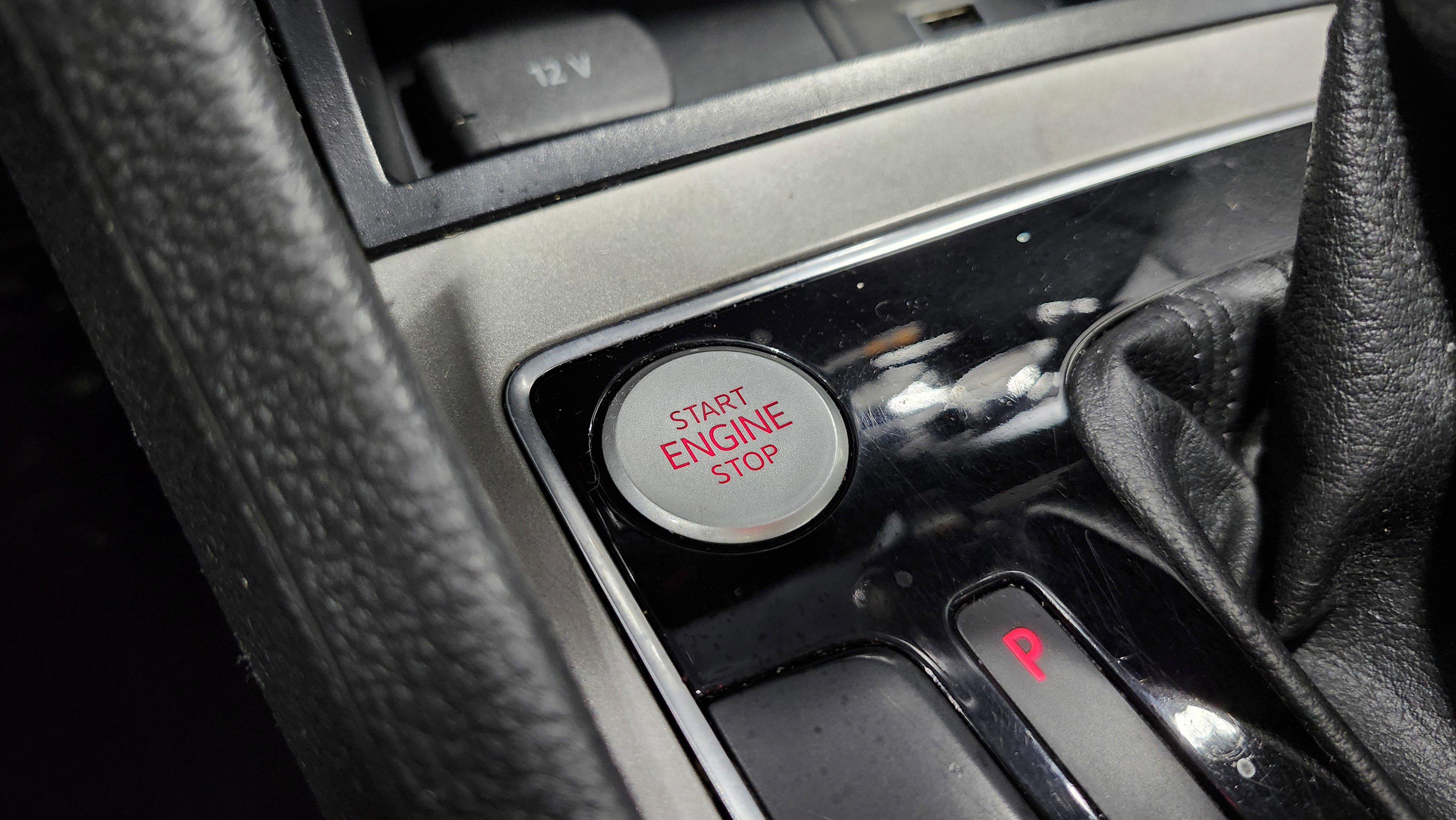 Used 2021 Volkswagen Passat 2.0T SE image 9