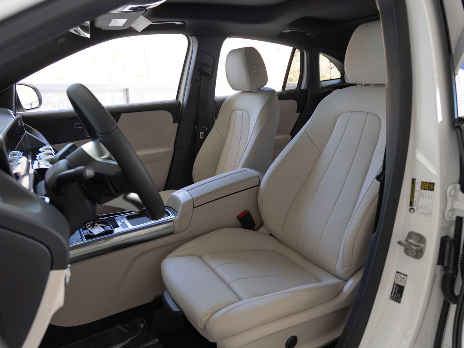 New 2026 Mercedes-Benz GLA 250 image 13