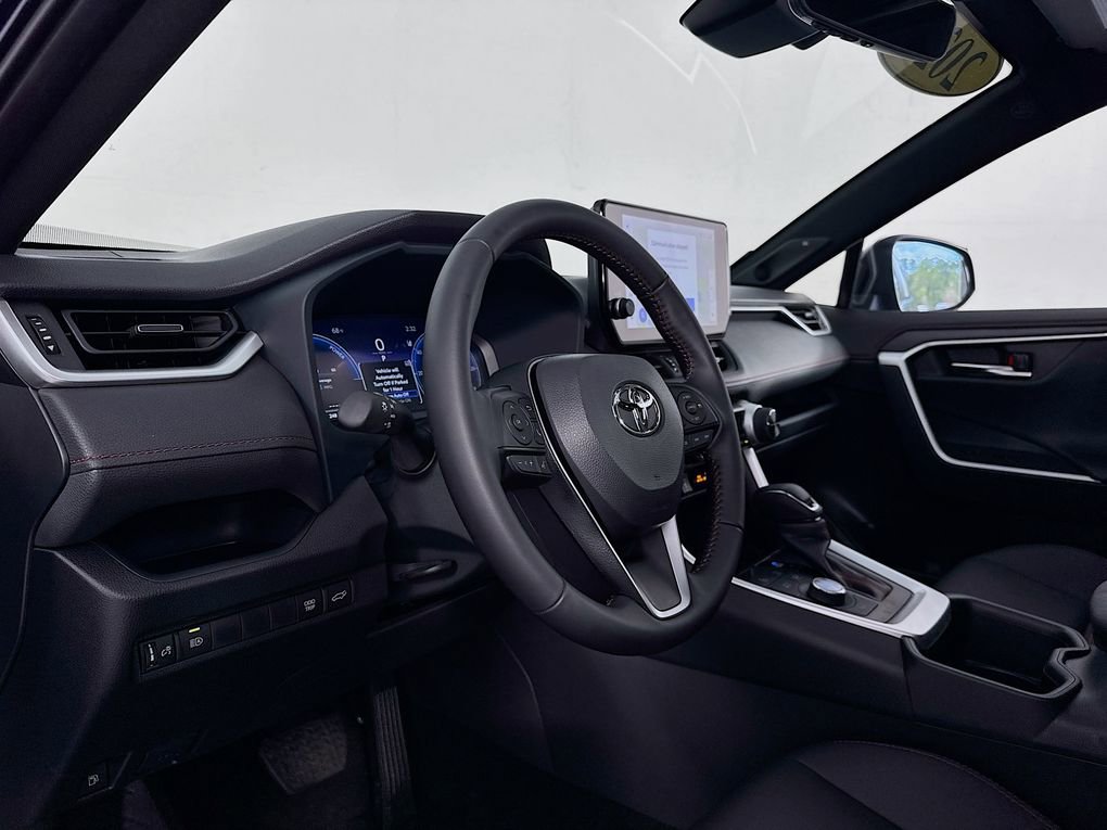 Used 2025 Toyota RAV4 XSE image 12