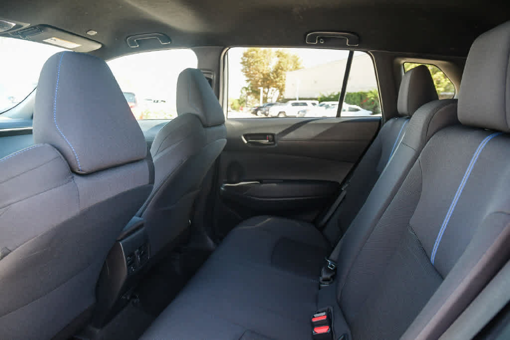 Certified 2023 Toyota Corolla Cross AWD Hybrid image 17