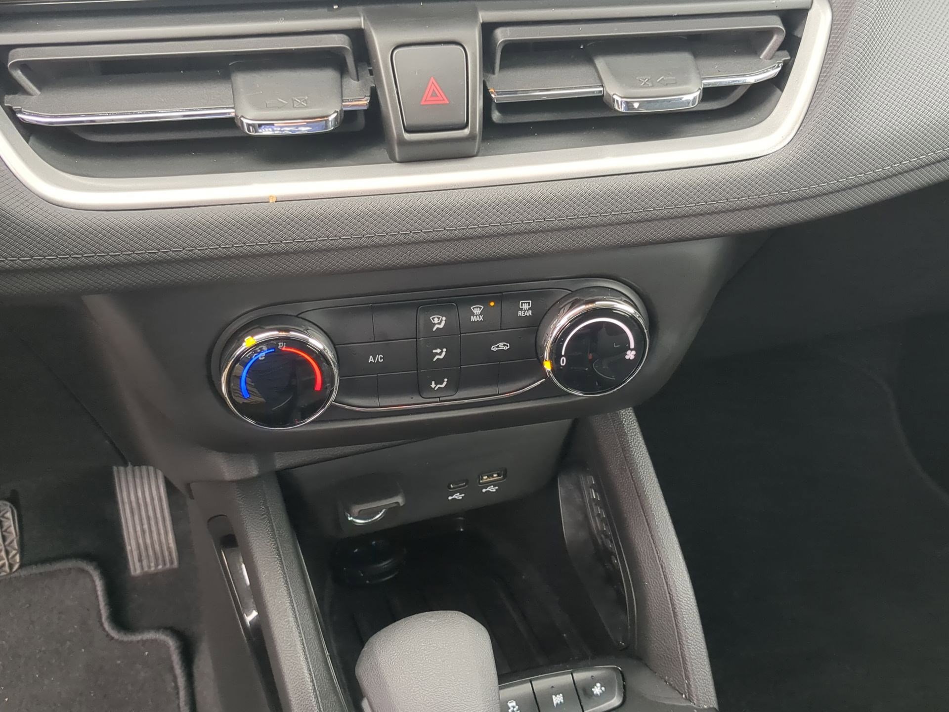 Used 2026 Chevrolet TrailBlazer LS image 18