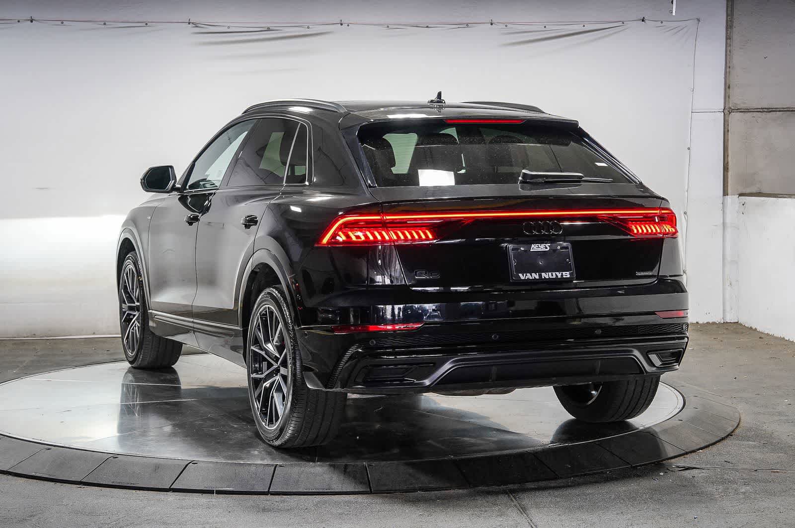 Used 2023 Audi Q8 Premium Plus AWD/4WD image 2