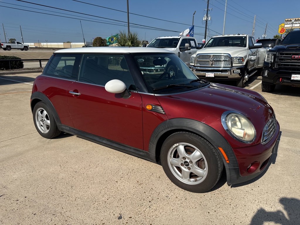 Used 2009 MINI Cooper Hardtop image 2