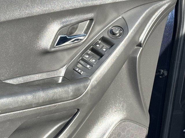 Certified 2022 Chevrolet Trax LT w/ Sport Edition AWD/4WD image 14
