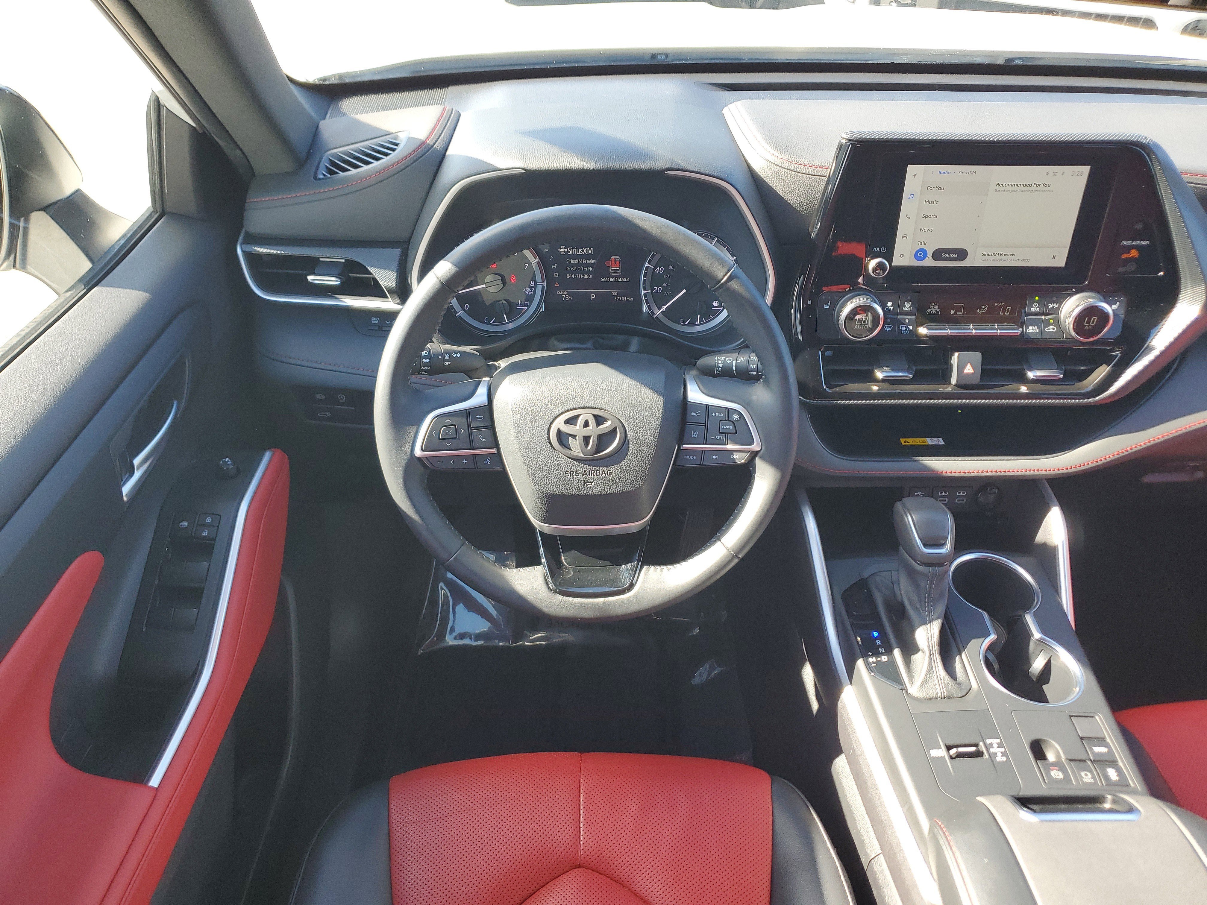 Used 2023 Toyota Highlander XSE image 21