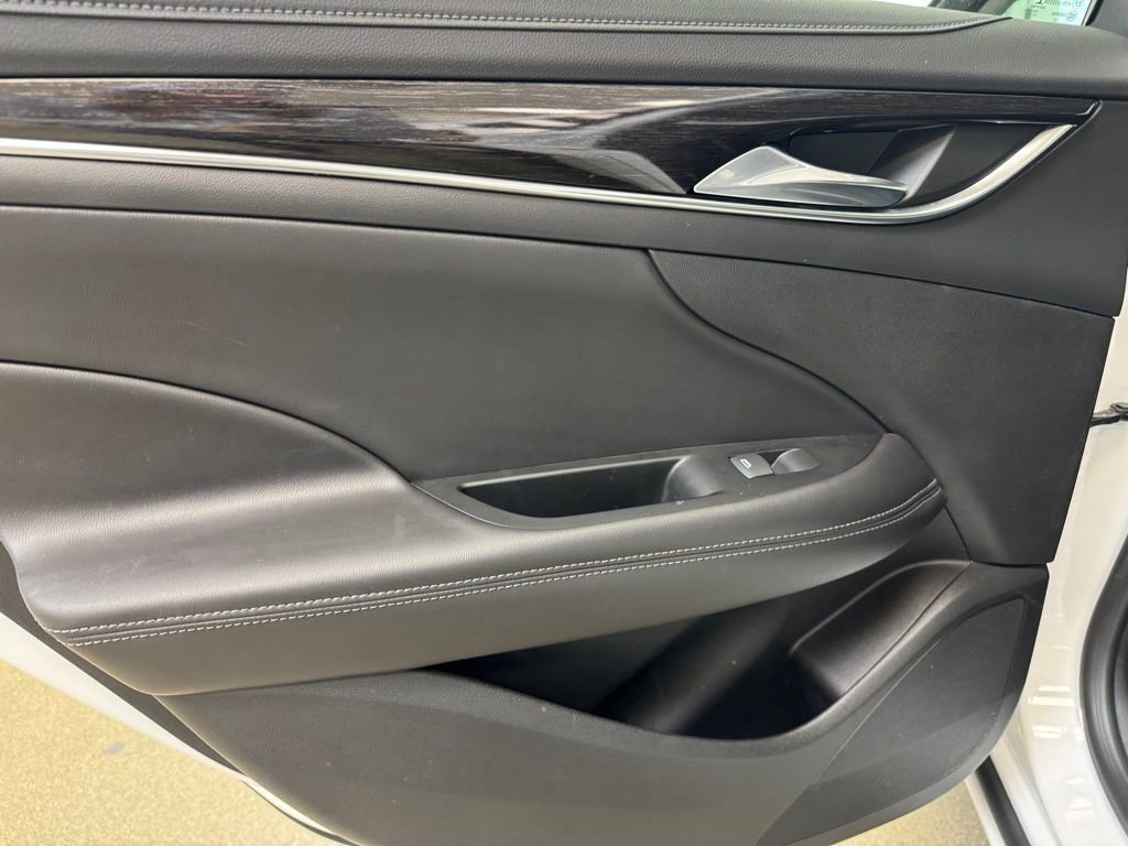 Used 2019 Buick LaCrosse Essence image 17