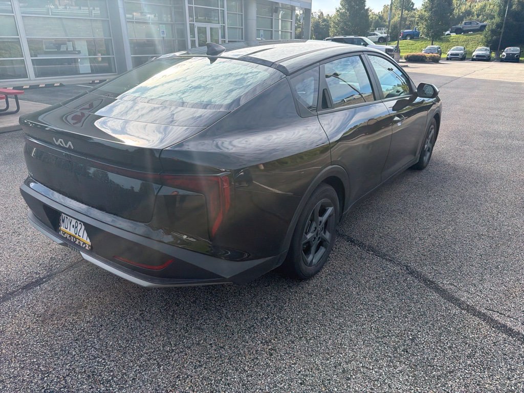 Used 2025 Kia K4 FWD image 6