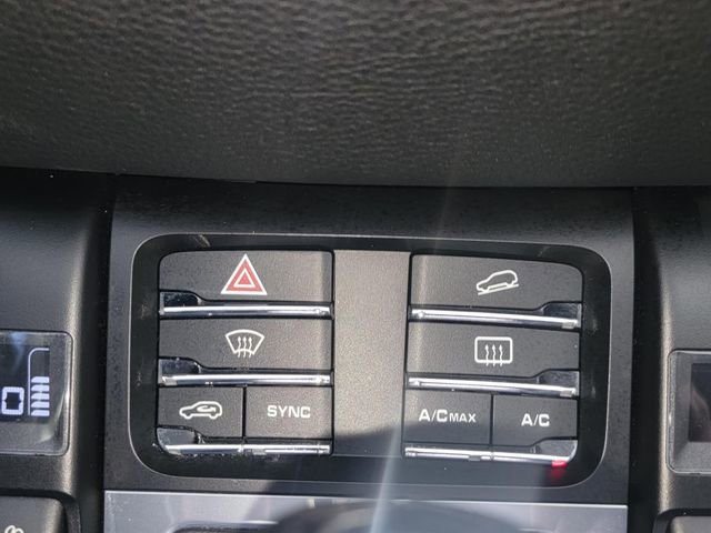 Used 2018 Porsche Macan image 22