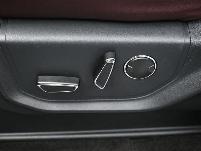 Used 2023 Ford Expedition Limited image 12