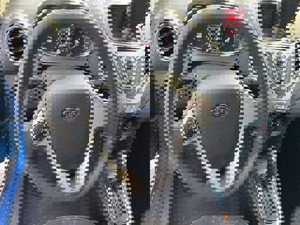 Used 2011 Ford Fiesta SE w/ 201A Rapid Spec Order Code image 9