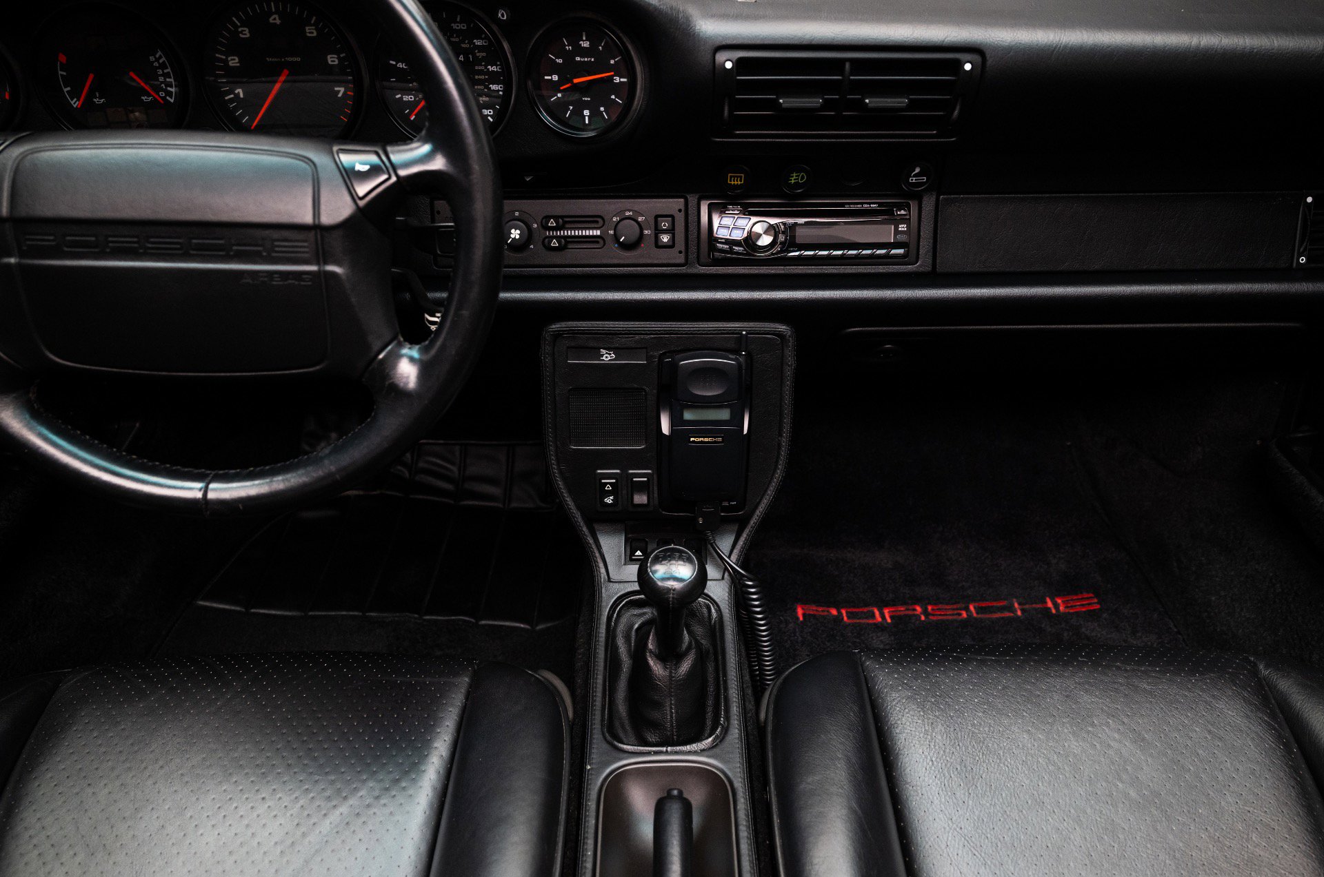 Used 1993 Porsche 911 Carrera image 28