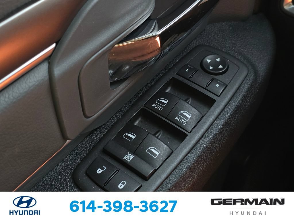 Used 2024 RAM 1500 Classic SLT AWD/4WD image 26