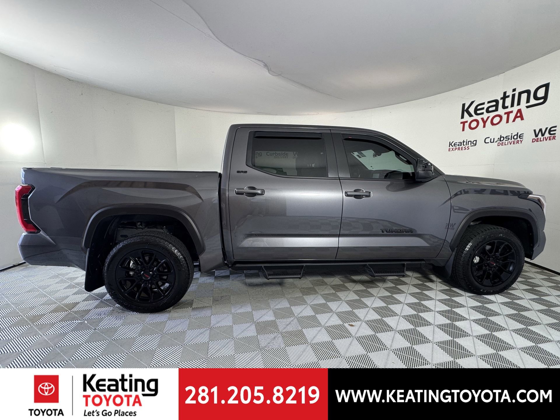 Used 2025 Toyota Tundra SR5 w/ SR5 Premium Package image 4
