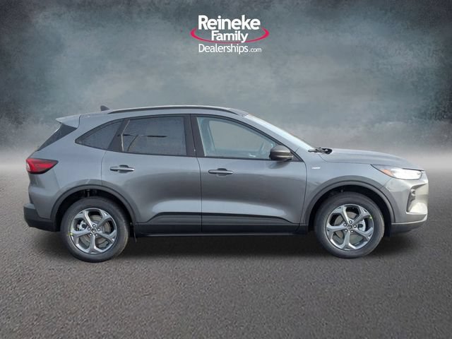 New 2026 Ford Escape ST-Line w/ Tech Pack #1 AWD/4WD image 4