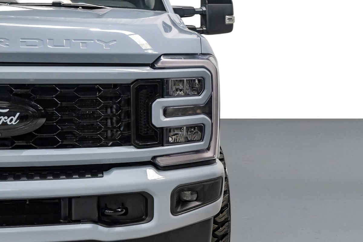 Used 2026 Ford F350 Lariat w/ FX4 Off-Road Package AWD/4WD image 50