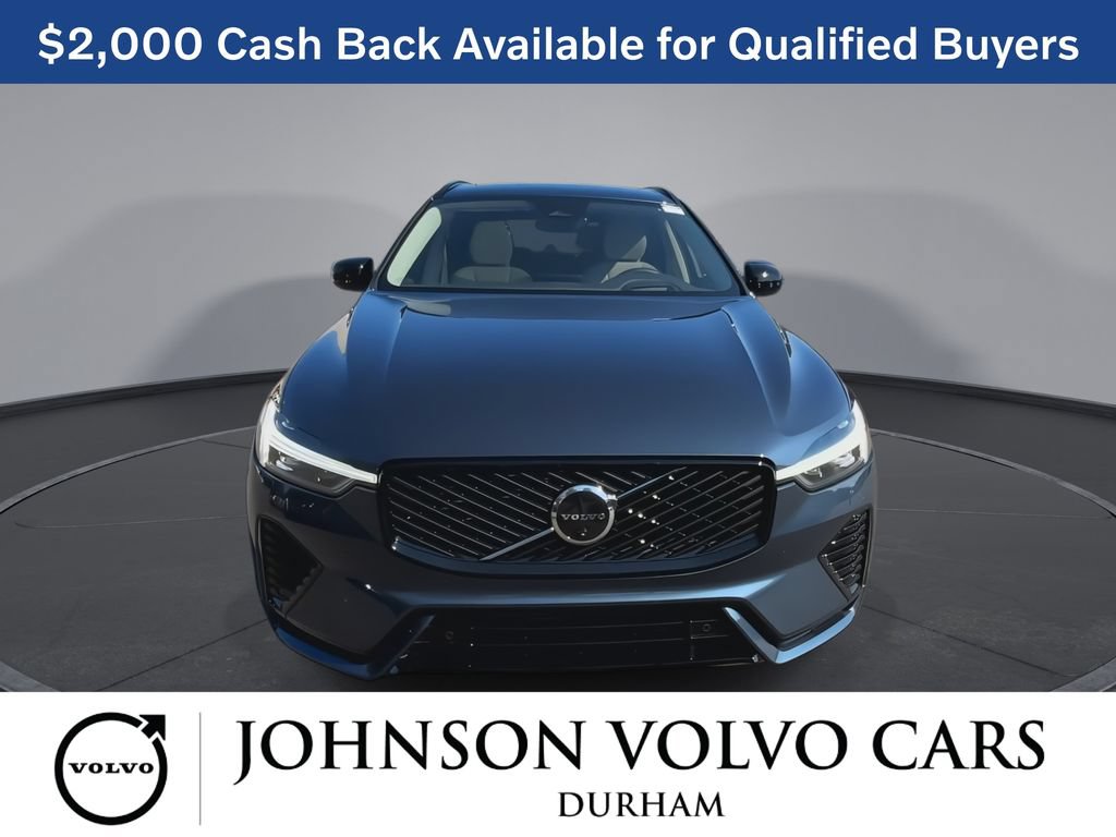 New 2026 Volvo XC60 T8 Ultra w/ Climate Package AWD/4WD image 3