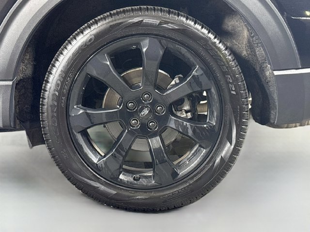 Used 2022 Ford Explorer ST-Line w/ Class IV Trailer Tow Package AWD/4WD image 36