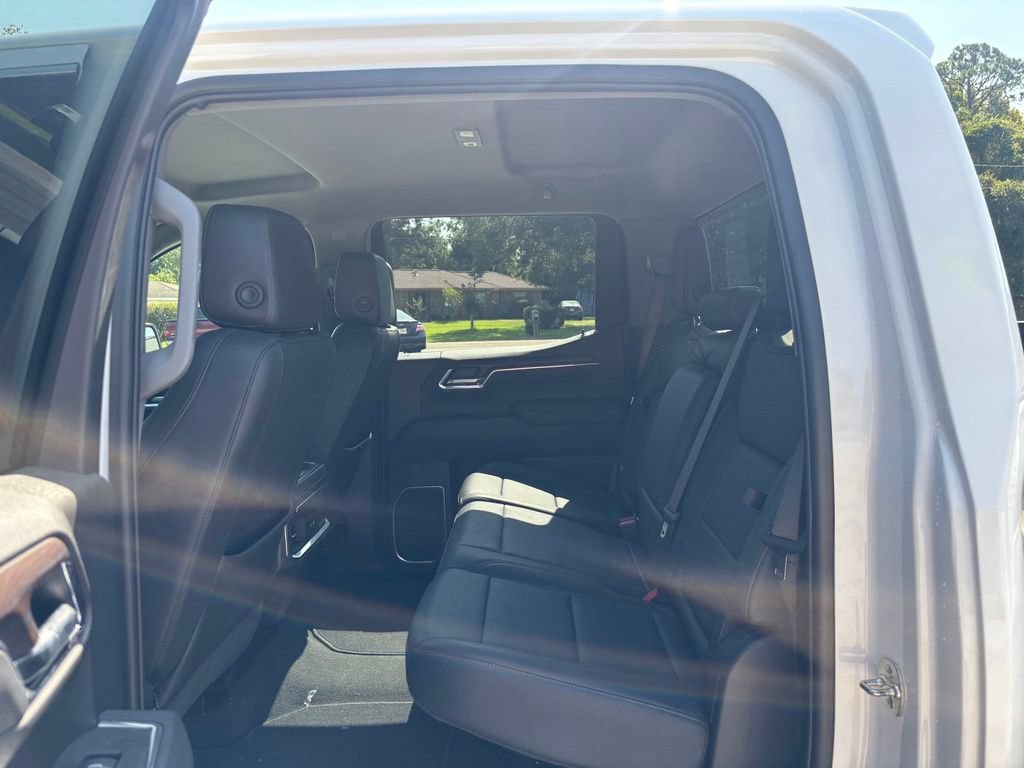 Used 2025 GMC Sierra 1500 SLT w/ SLT Premium Package AWD/4WD image 15