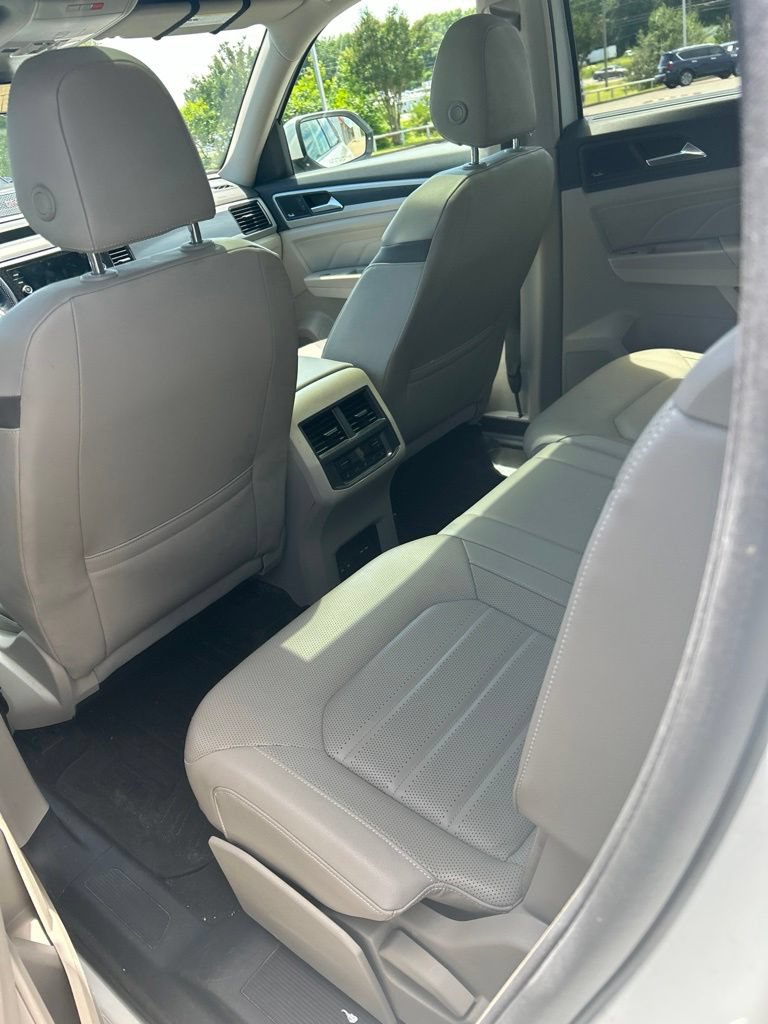 Used 2021 Volkswagen Atlas SEL Premium AWD/4WD image 8