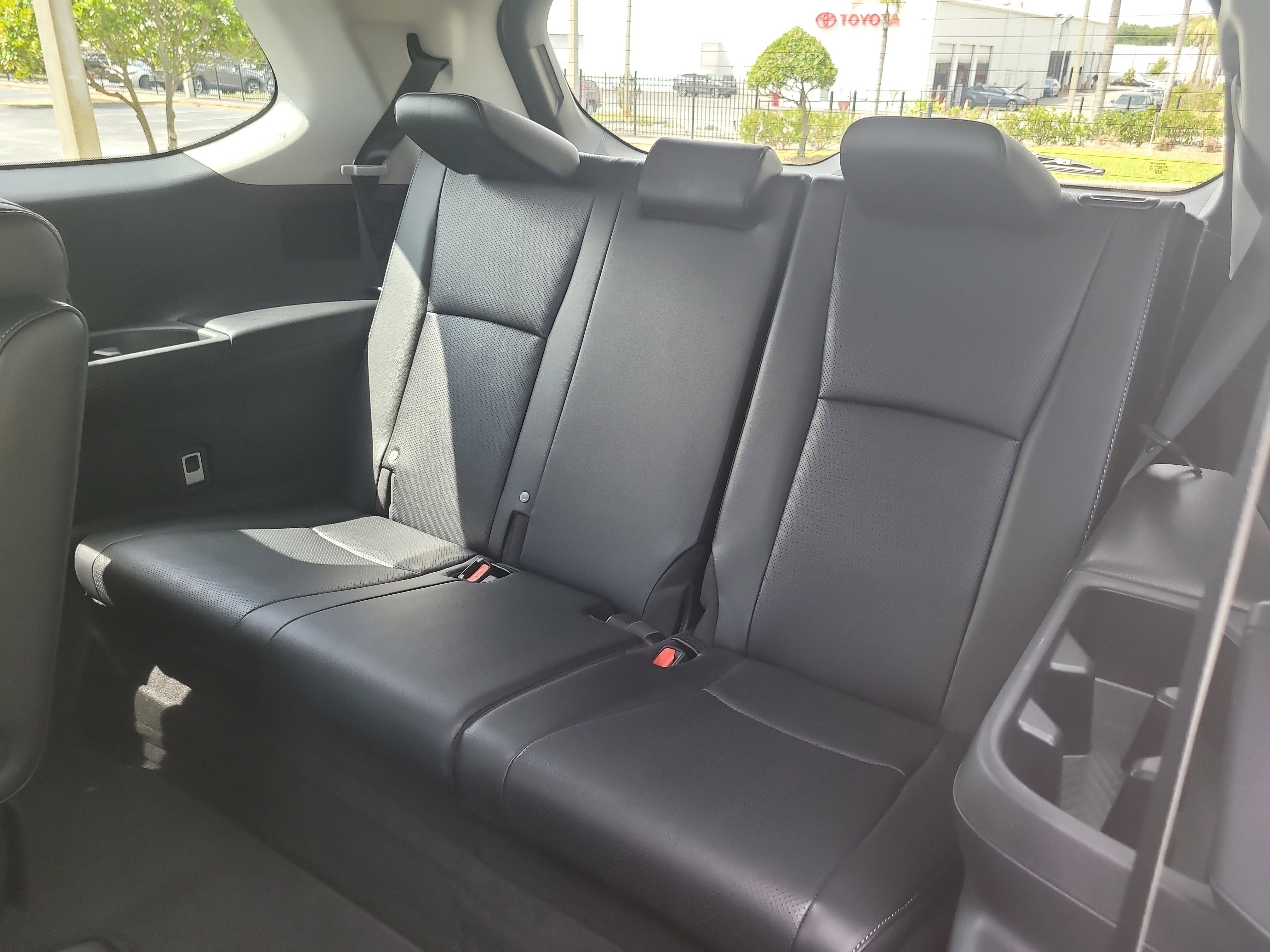 Certified 2024 Toyota Grand Highlander AWD image 16