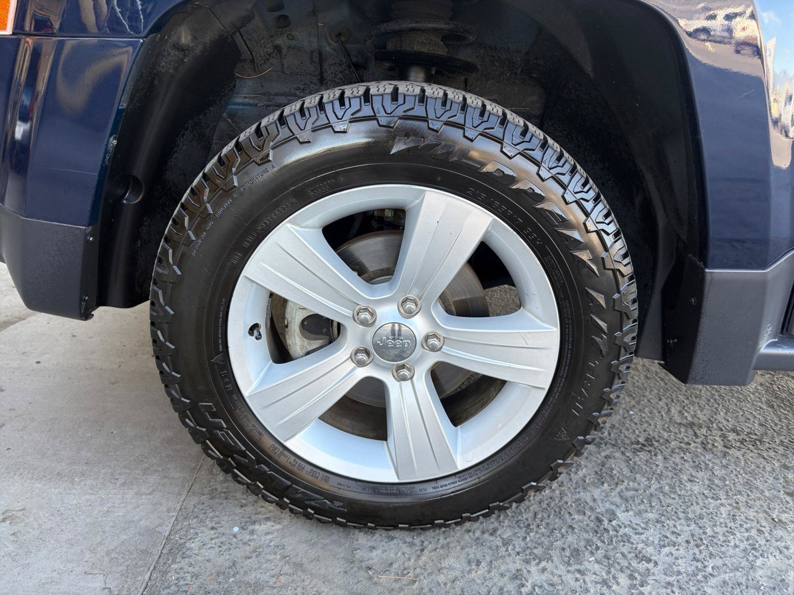 Used 2014 Jeep Patriot Sport w/ Power Value Group AWD/4WD image 28
