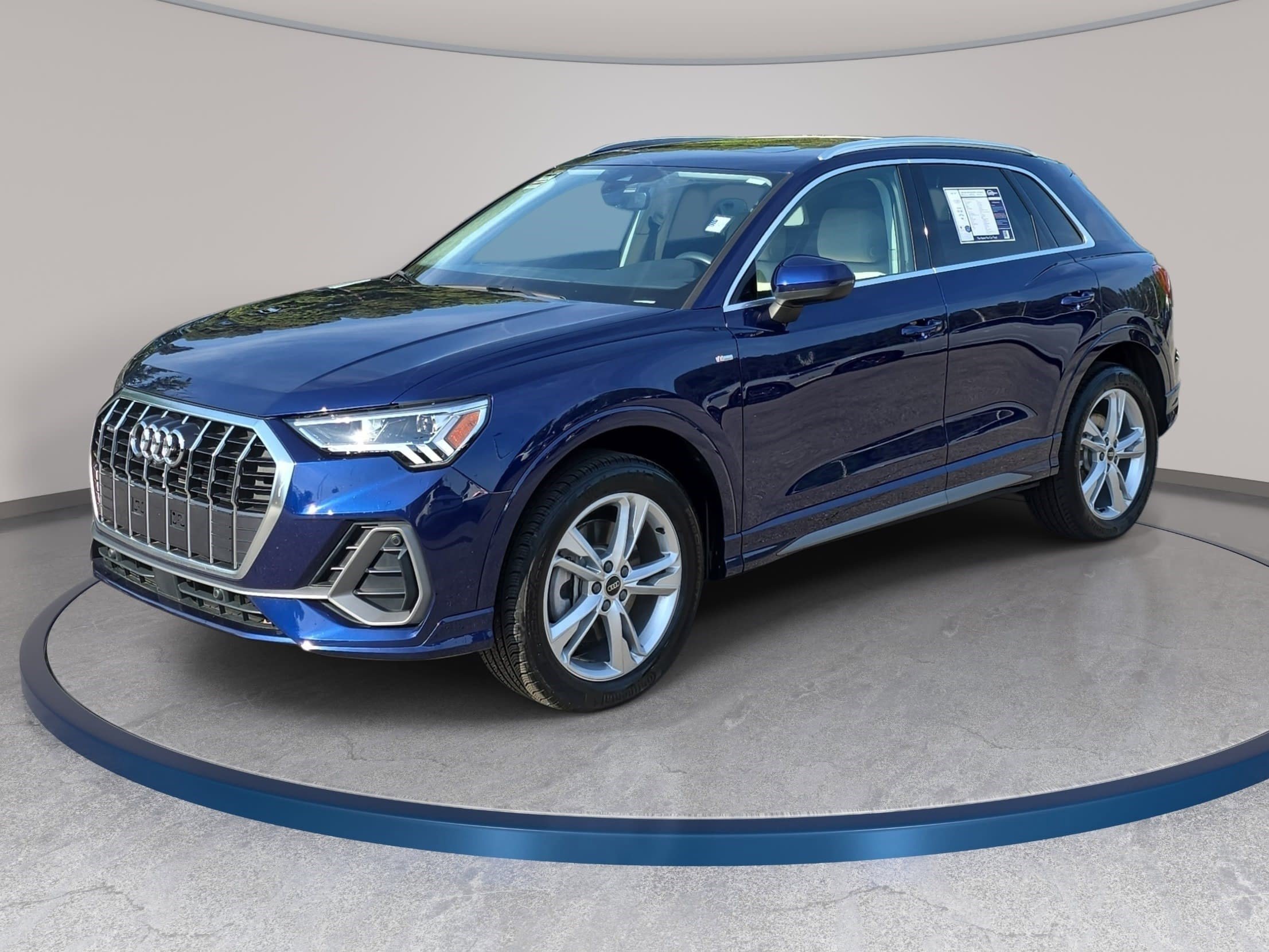 Used 2024 Audi Q3 2.0T Premium Plus image 1