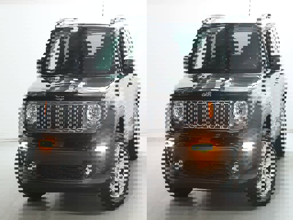 Used 2023 Jeep Renegade Limited image 3