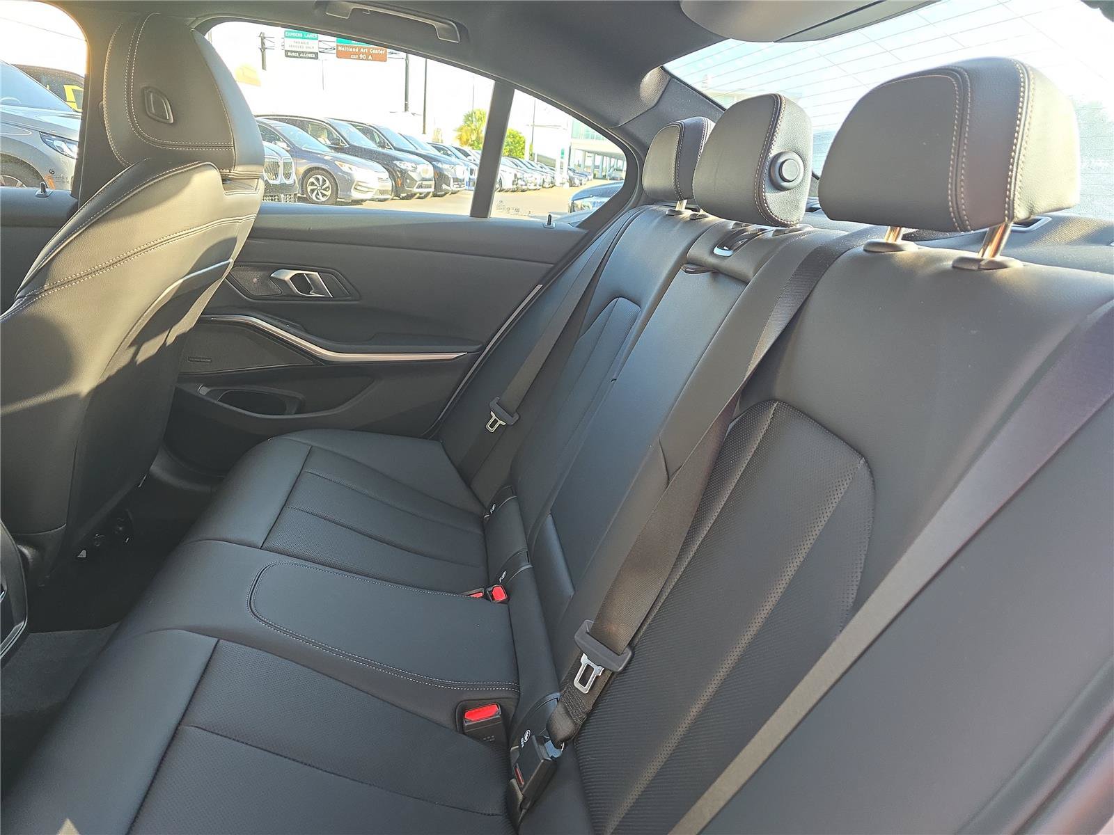 Used 2025 BMW M340i RWD image 10