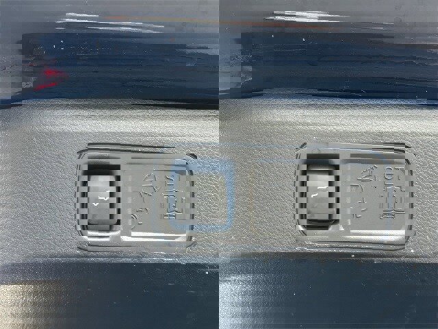 Used 2024 Ford Expedition XLT image 12