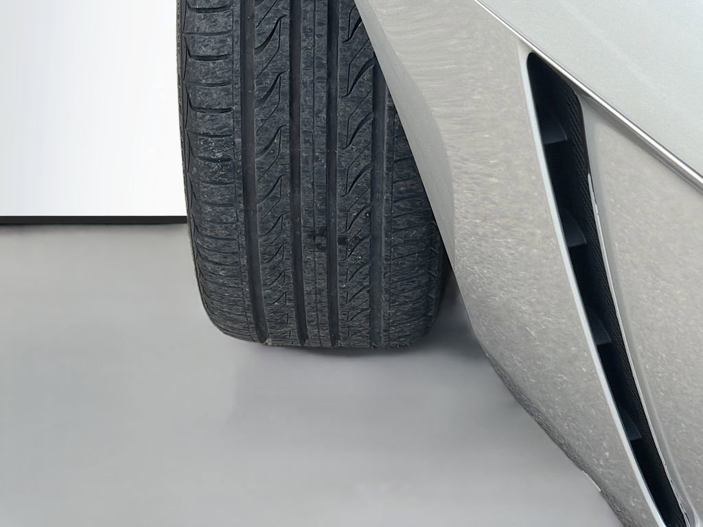 Used 2007 Saturn Sky image 33