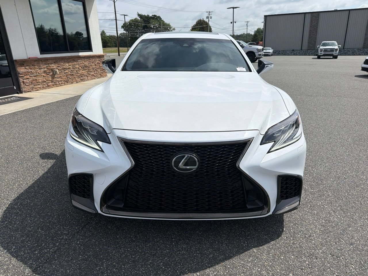 Used 2018 Lexus LS 500 F Sport w/ Accessory Package (Z2) RWD image 10