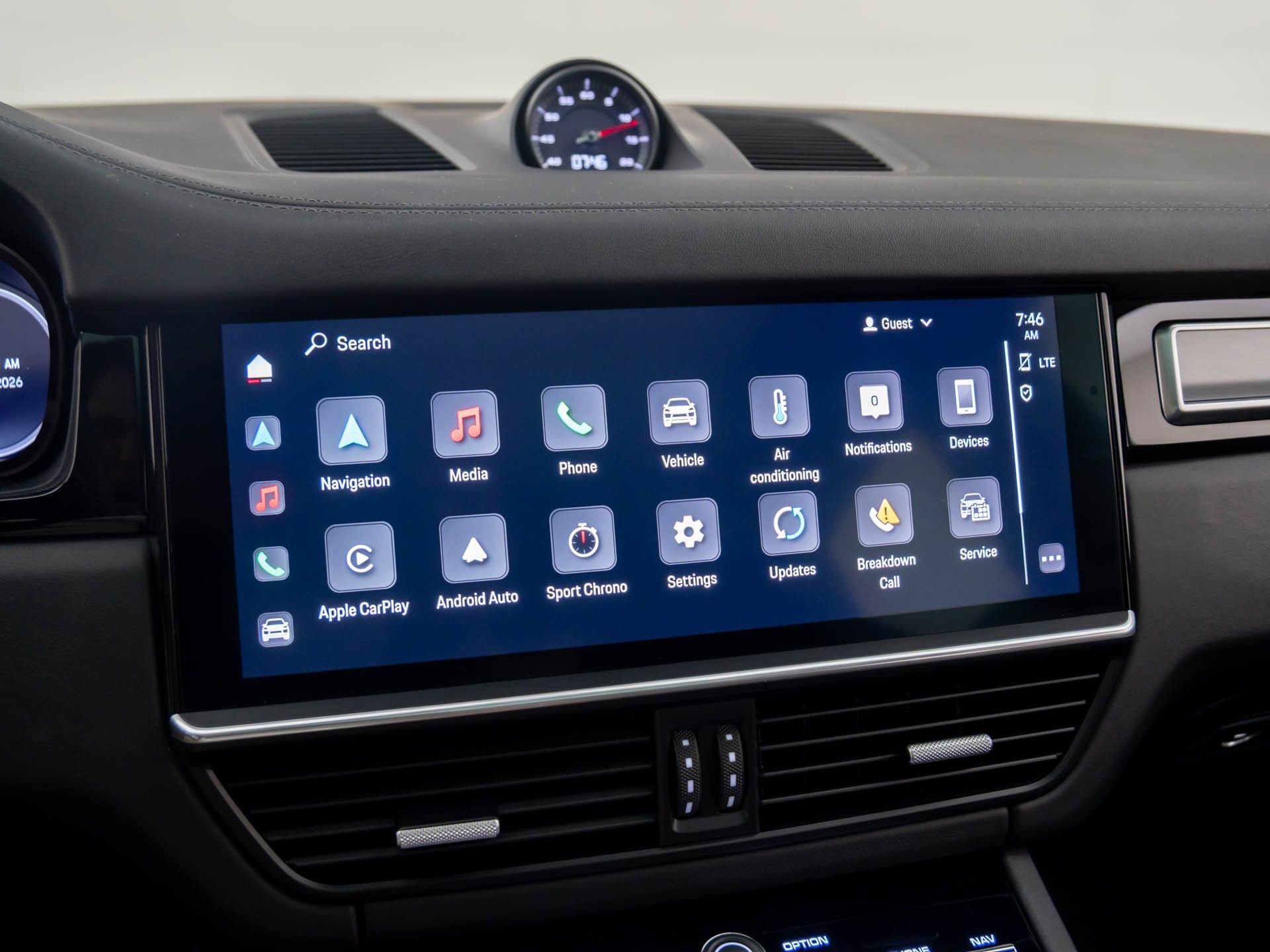 Certified 2023 Porsche Cayenne Turbo image 23