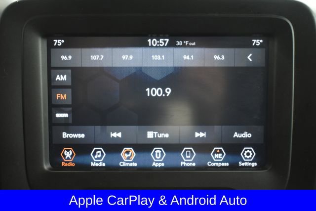 Used 2019 Jeep Renegade Altitude w/ Quick Order Package 2XM AWD/4WD image 4