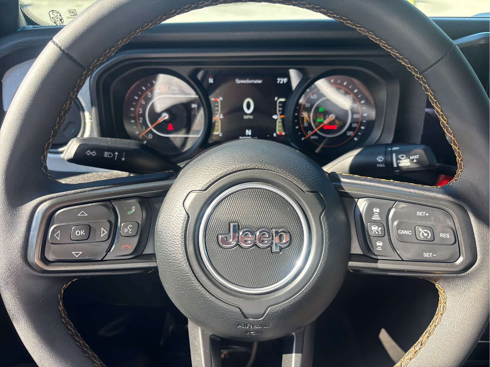 Used 2024 Jeep Gladiator Sport AWD/4WD image 17