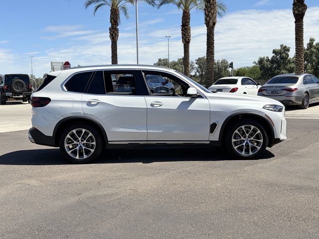 Used 2024 BMW X5 sDrive40i w/ Parking Assistance Package RWD image 5