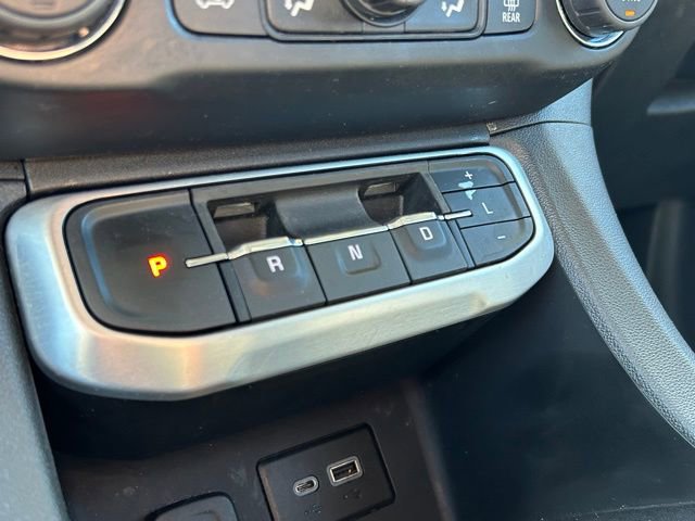 Used 2021 GMC Acadia SLE w/ Driver Convenience Package image 39