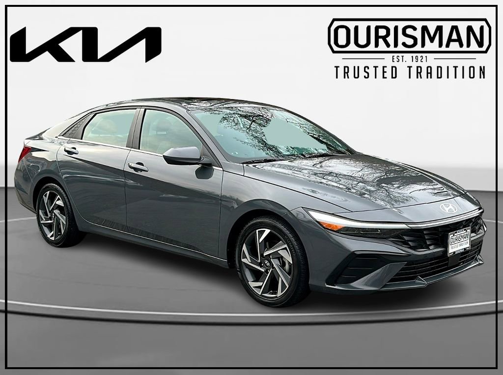 Used 2024 Hyundai Elantra SEL w/ Convenience Package image 1