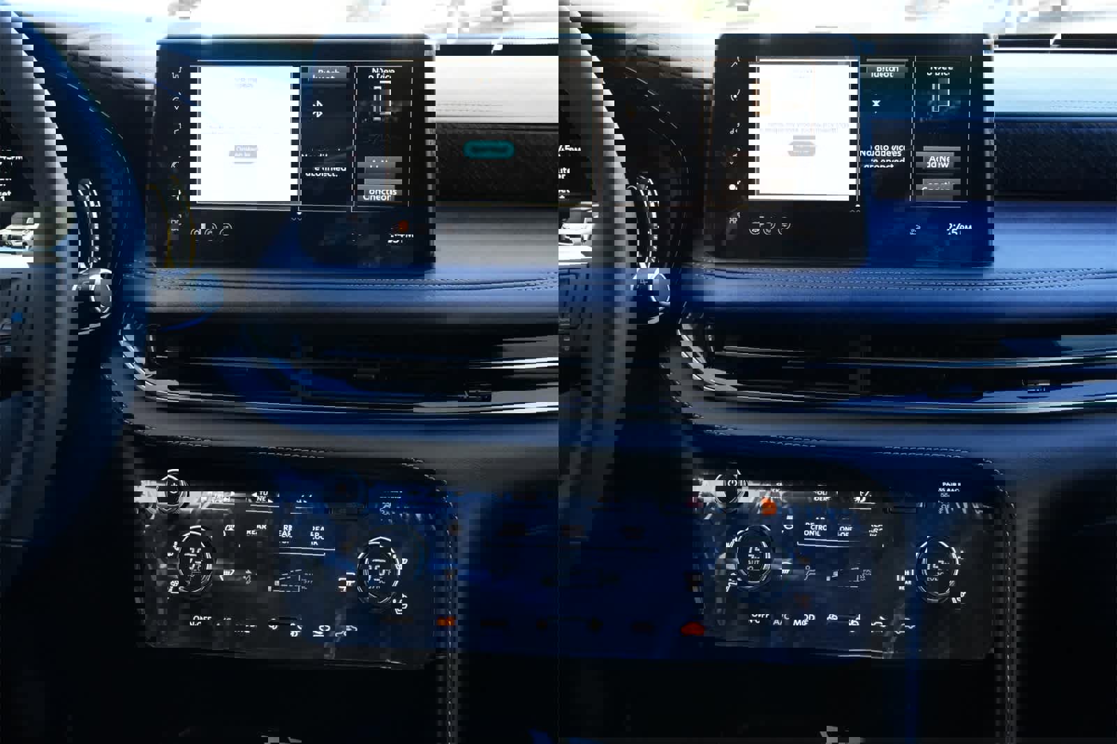 New 2026 INFINITI QX60 Sport image 13