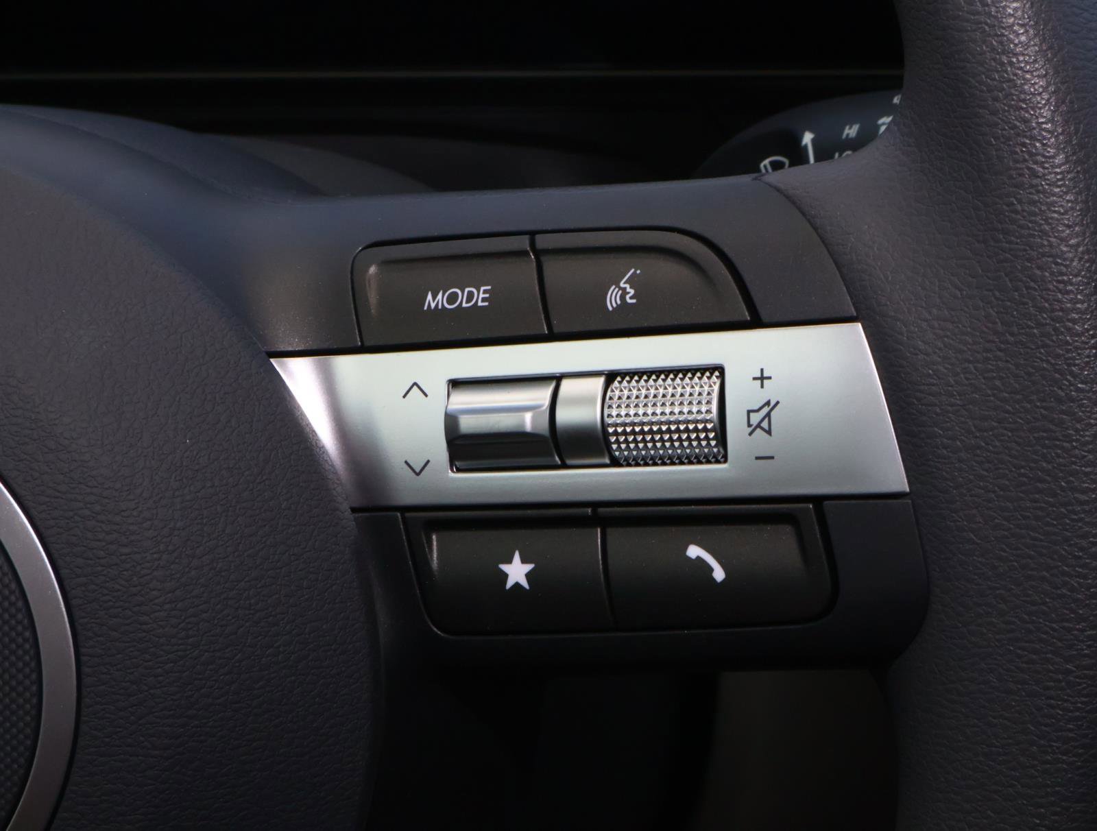 Used 2026 Hyundai Kona SE FWD image 25