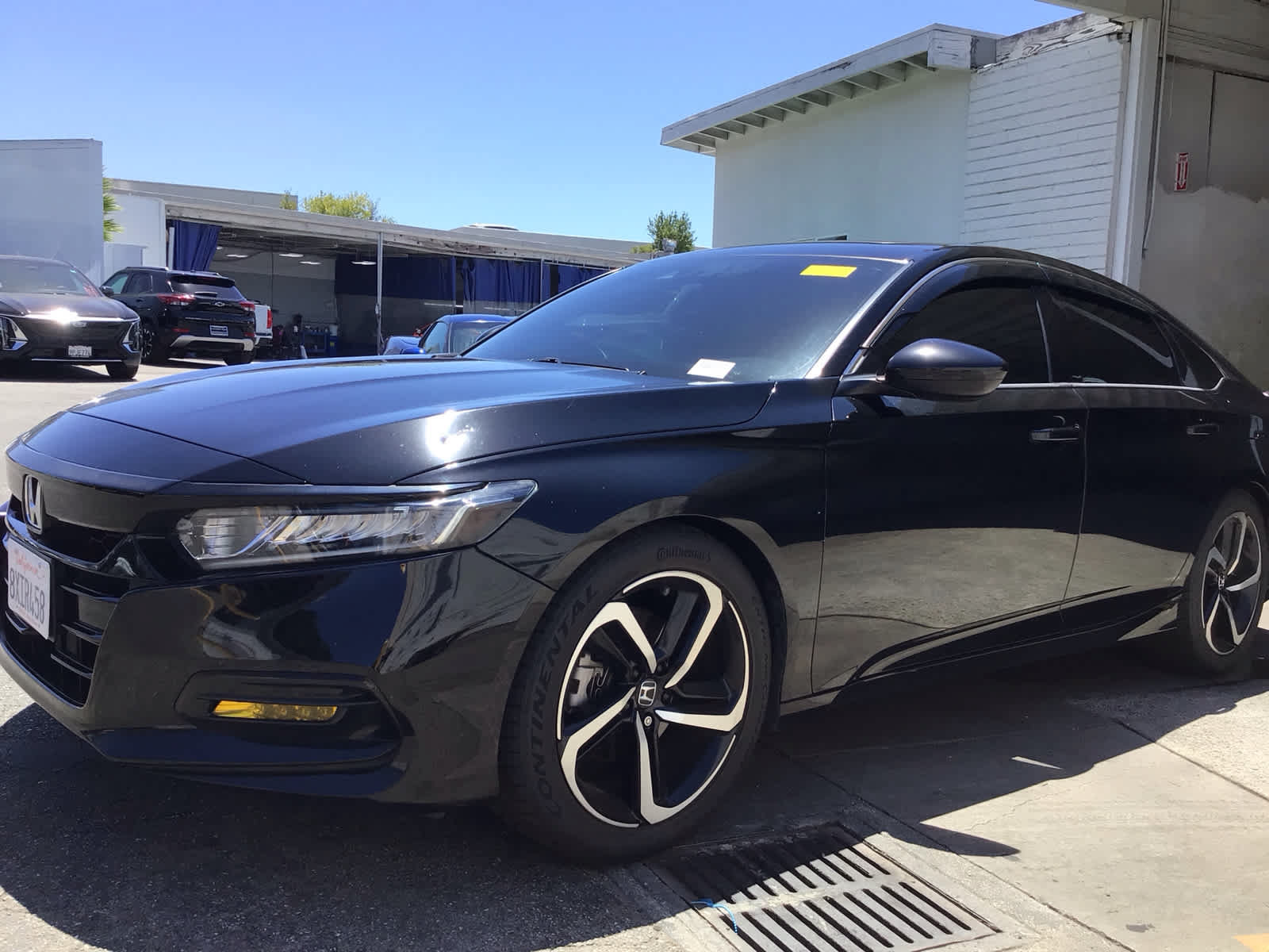 Used 2020 Honda Accord Sport image 2