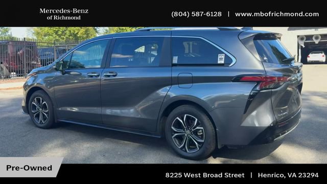 Used 2025 Toyota Sienna Platinum image 8