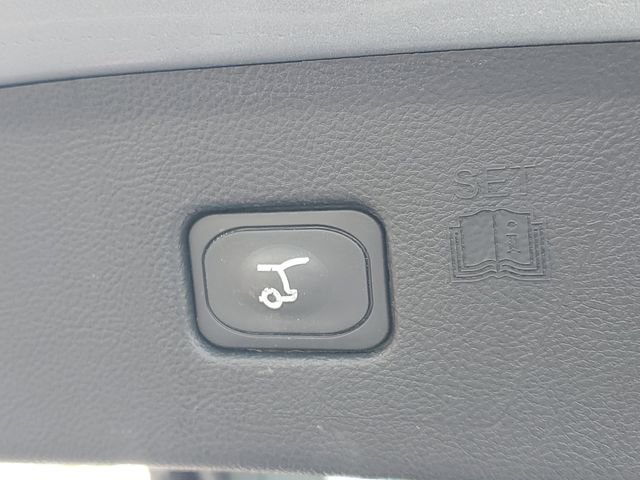Used 2023 Ford Edge ST-Line AWD/4WD image 8