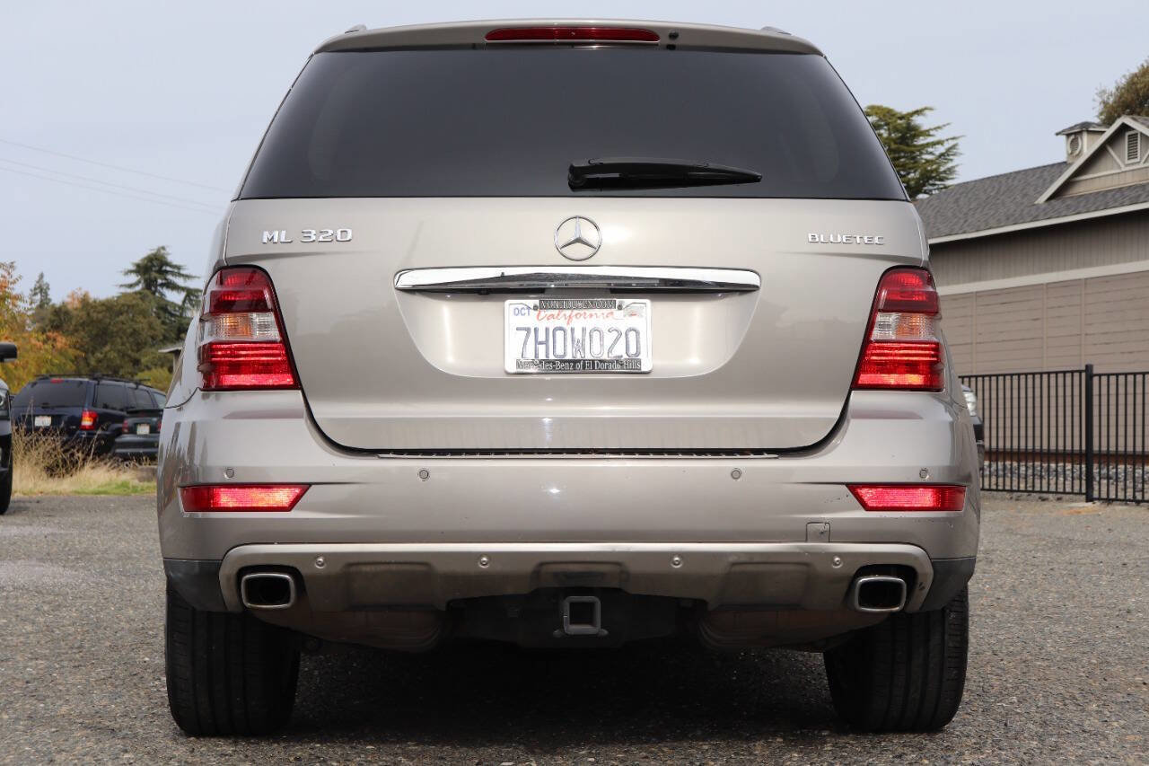 Used 2009 Mercedes-Benz ML 320 BlueTEC 4MATIC image 9