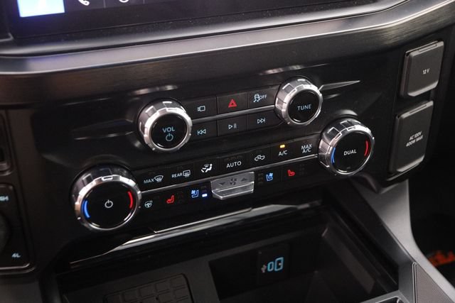 New 2026 Ford F250 Lariat w/ Black Appearance Package AWD/4WD image 21