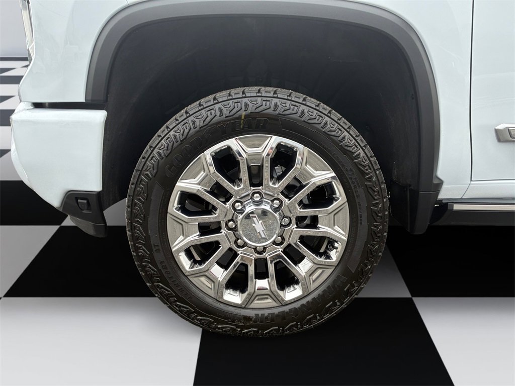 New 2026 Chevrolet Silverado 2500 High Country w/ Technology Package image 14