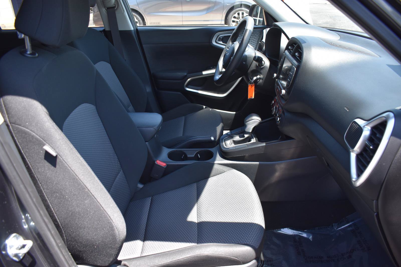 Used 2024 Kia Soul LX w/ Option Group 015 FWD image 13