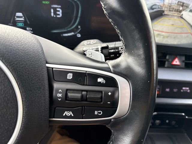 Used 2023 Kia Sportage EX image 32